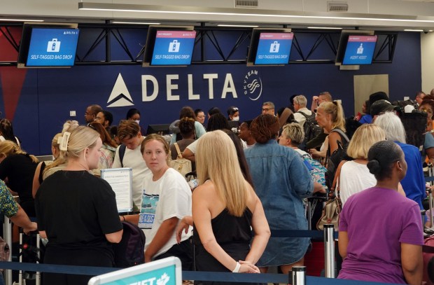 Long lines at the Terminal 2 check-in counter at Fort Lauderdale-Hollywood International Airport on Monday, July 22, 2024. A global technology outage from last week is still hampering Delta Airlines. (Joe Cavaretta/South Florida Sun Sentinel)